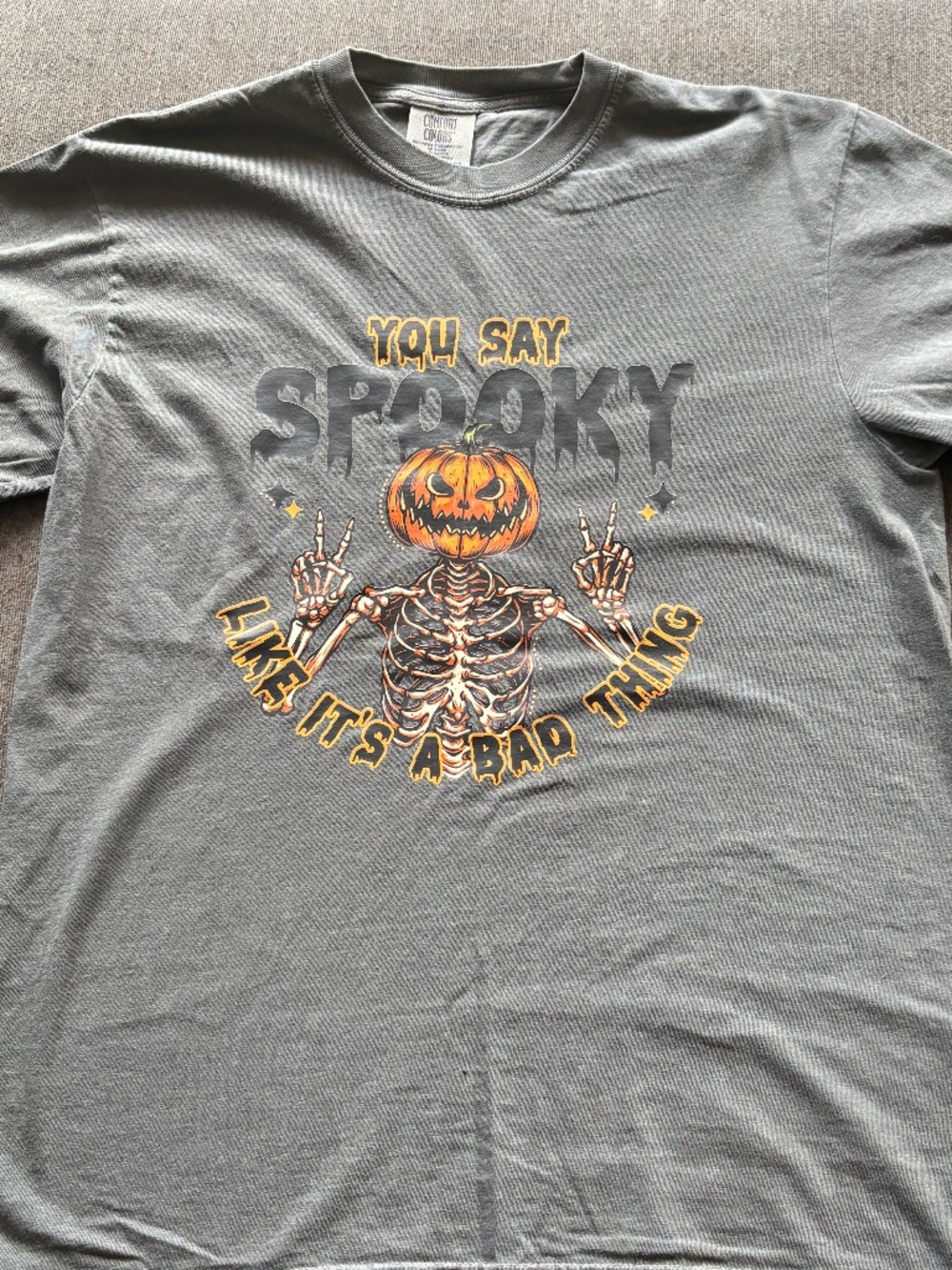 You Say Spooky Like It’s a Bad Thing Graphic Halloween Tee Gray S-3XL NWT